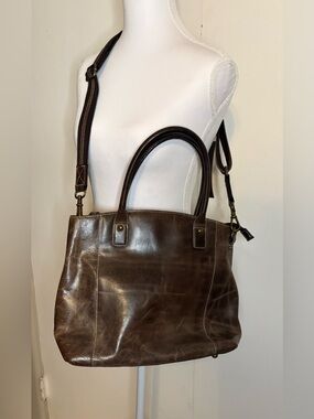 Gun Tote'n Mamas  Genuine Leather Concealed Carry Purse/Bag Distressed Brown